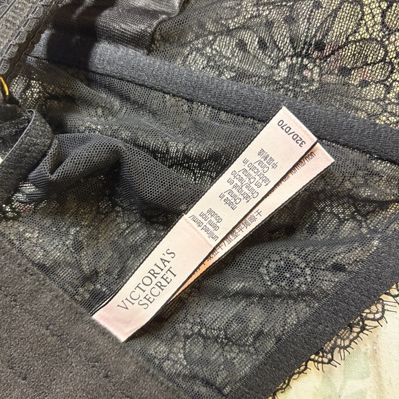 Victoria's Secret Black Lace Longline Bralette 32D - Picture 6 of 6